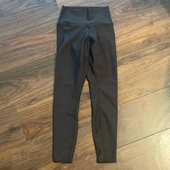 Alo 7/8 high waist airlift leggings size xs - Picture 3 of 9